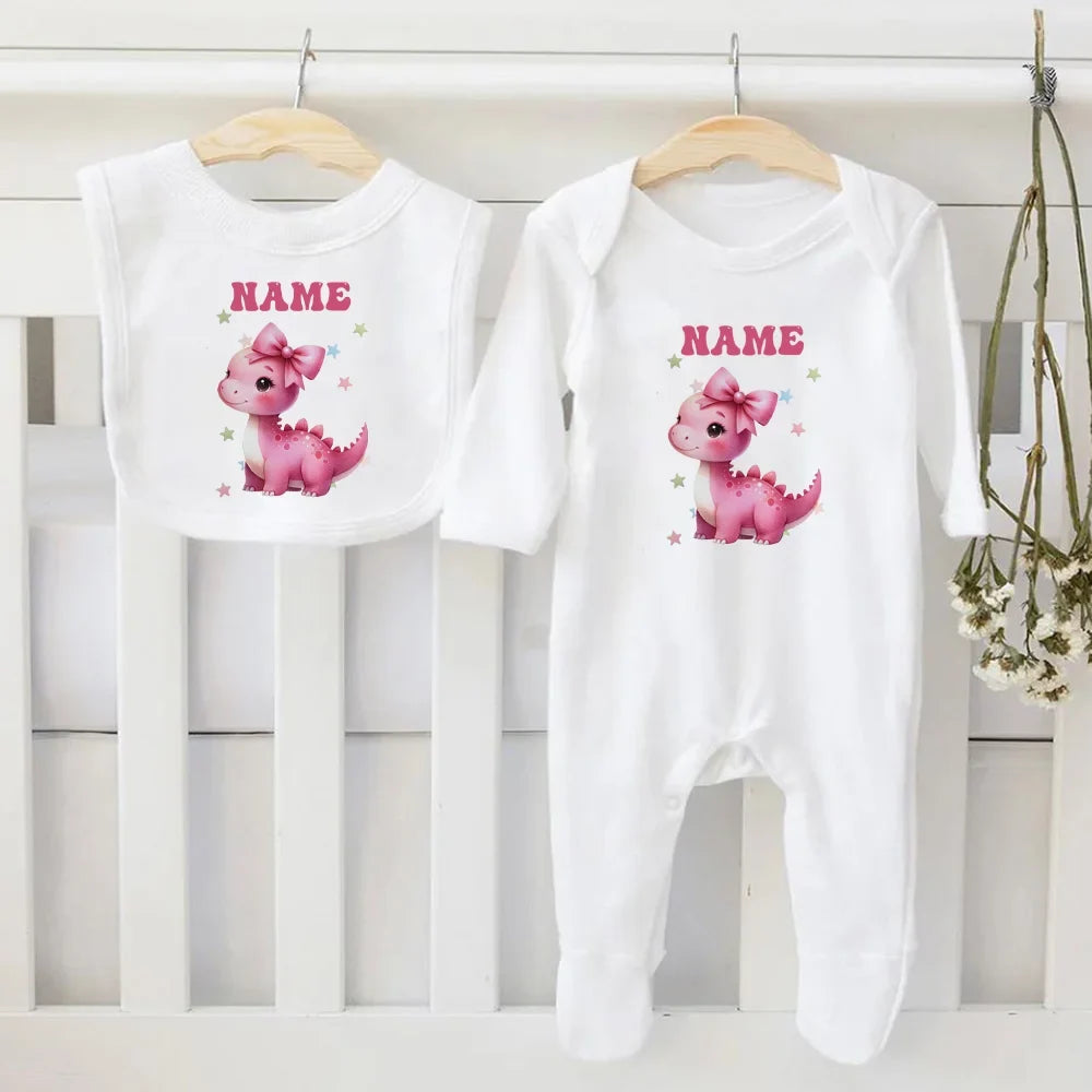 Conjunto personalizado de babete e macacão