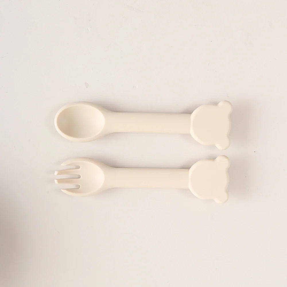 Talheres de silicone em formato de urso