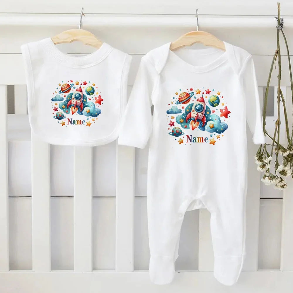 Conjunto personalizado de babete e macacão